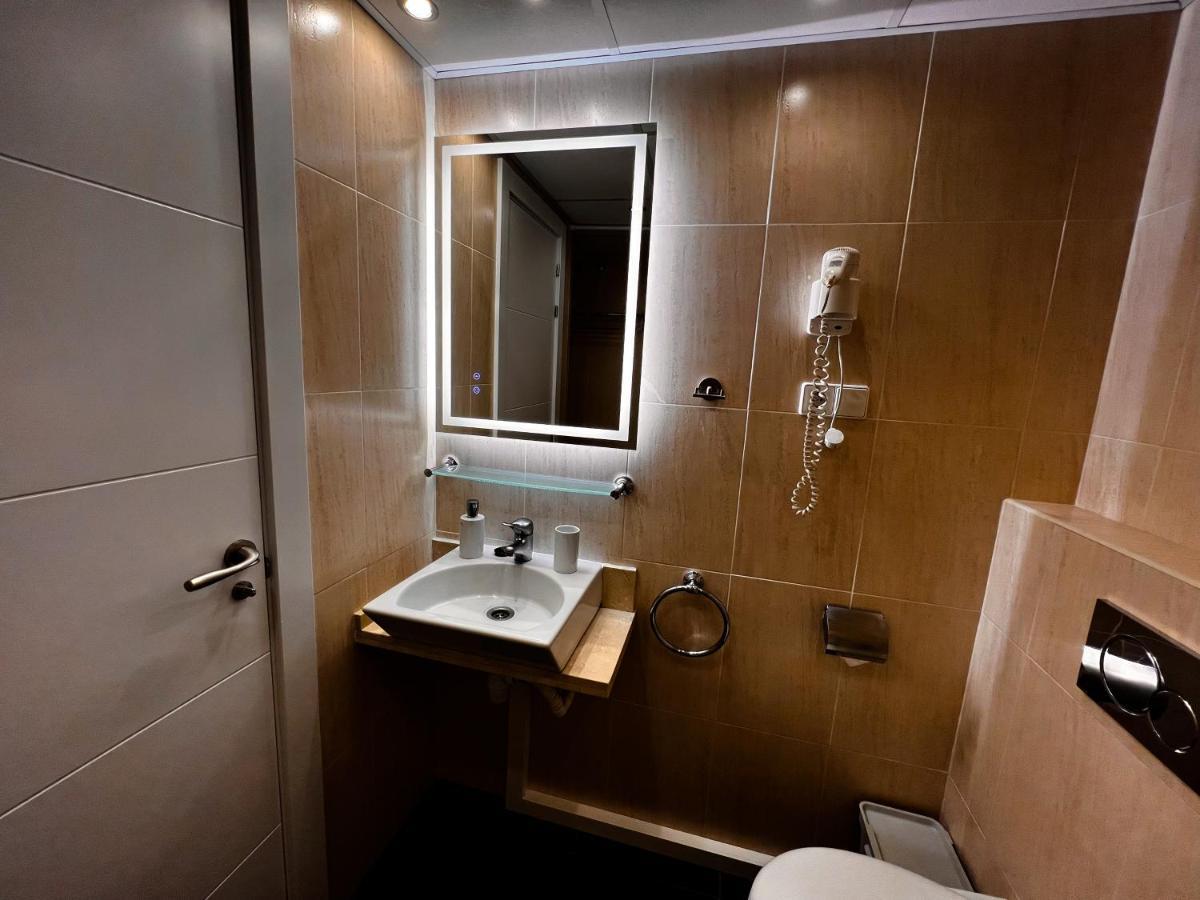 Crown Apartments With Sea View Ситио-де-Калаонда Экстерьер фото